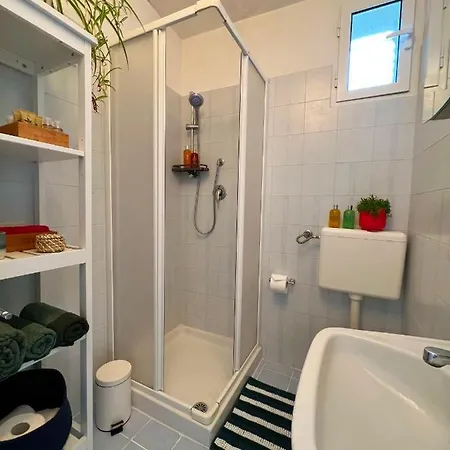 Apartment Q40 *