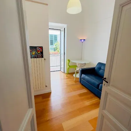 Q40 Apartment